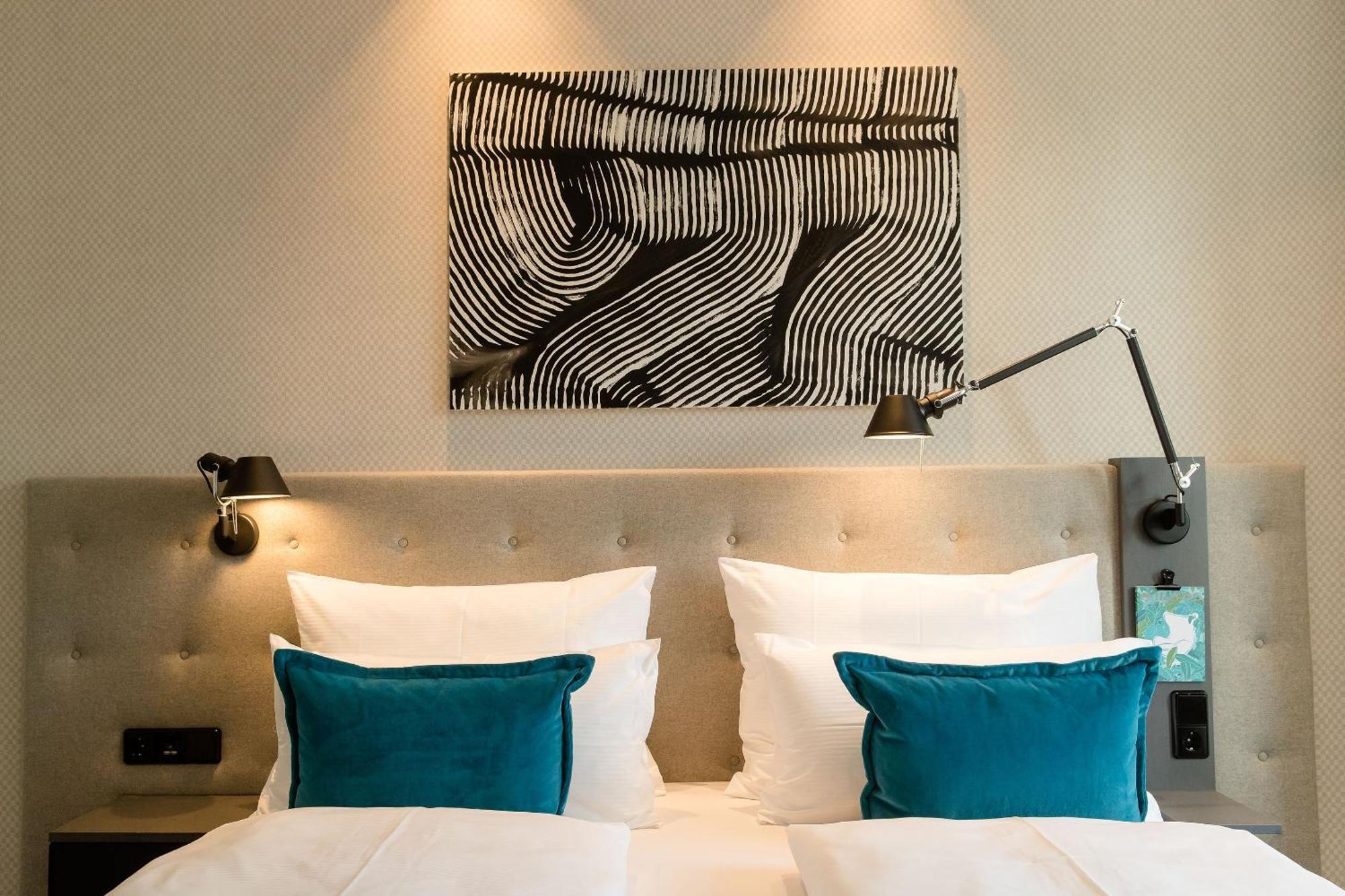 Motel One Linz-Hauptplatz Экстерьер фото