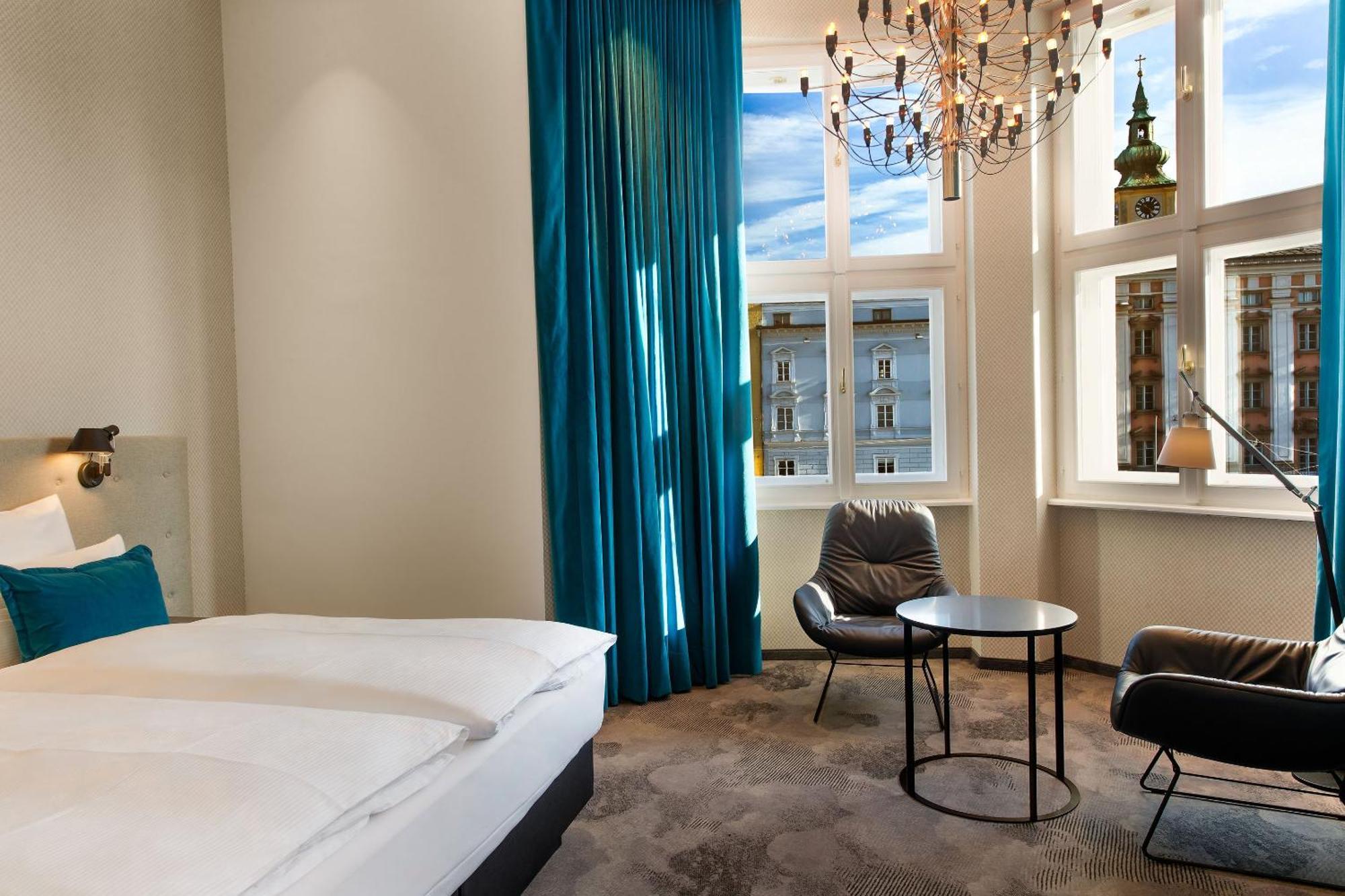 Motel One Linz-Hauptplatz Экстерьер фото