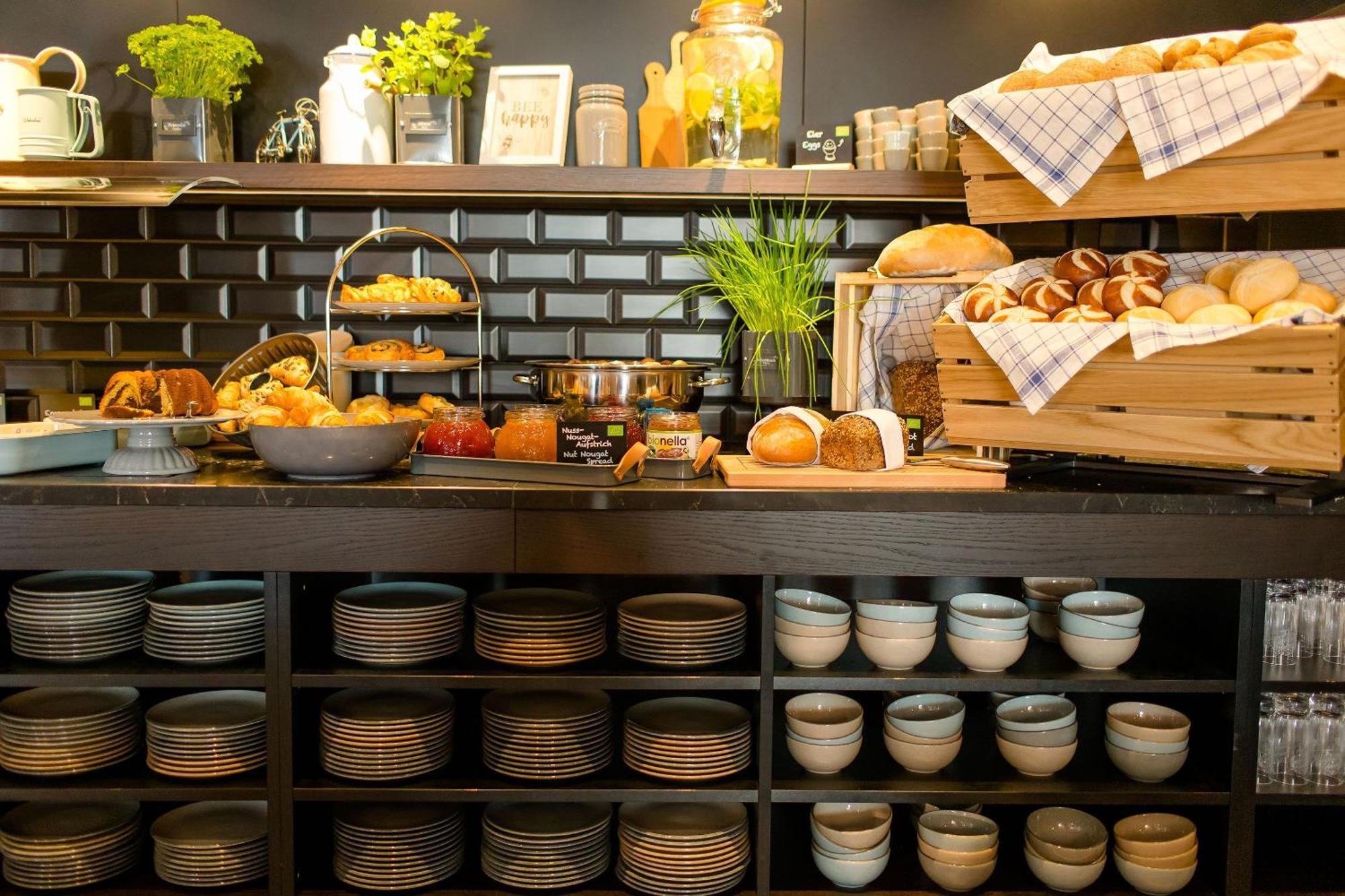 Motel One Linz-Hauptplatz Экстерьер фото